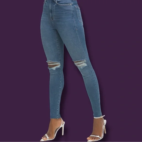 💥HP💥NWT Good American Distressed Knee Good Waist Crop Jeans. 👖 SIZE 0/25 - Picture 6 of 16